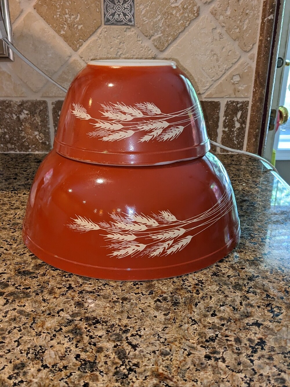 Pyrex Autumn Harvest Wheat Nesting Bowls 404 + 402